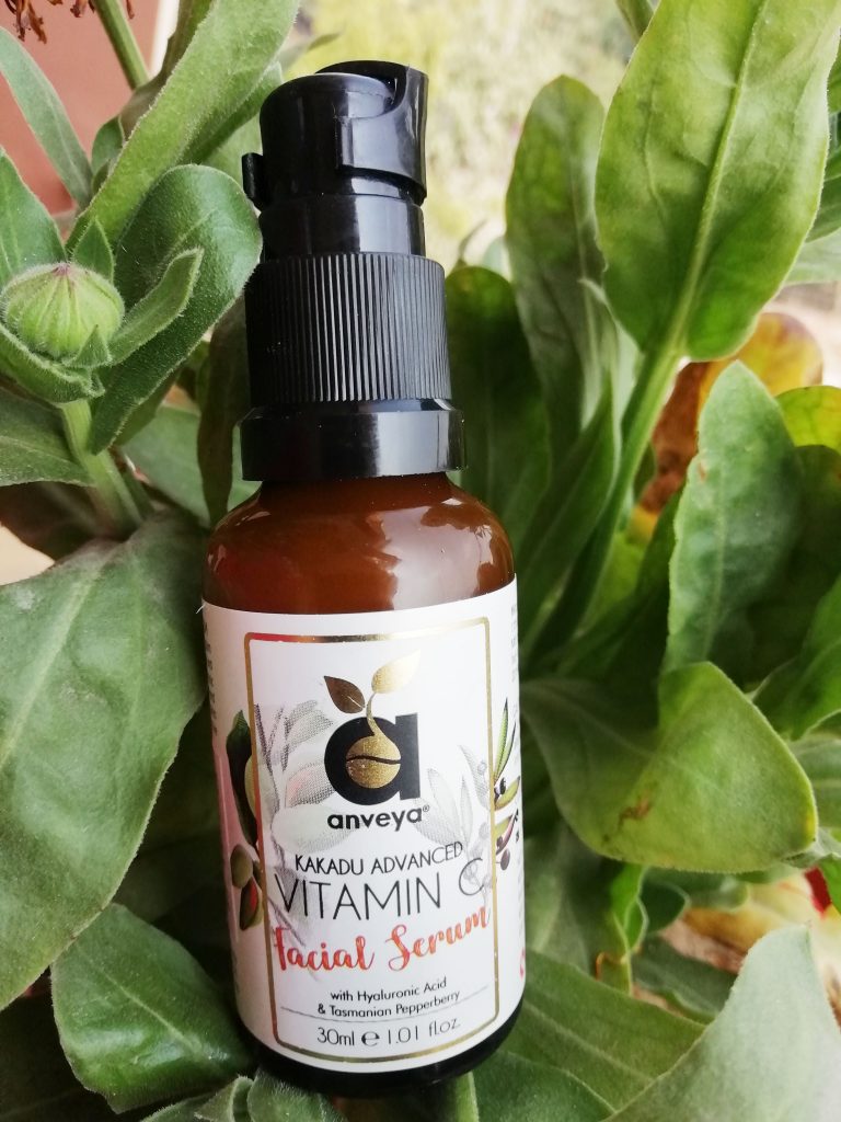 Kakadu-Adv-Vitamin-C-Facial-Serum